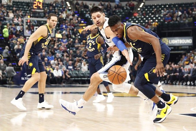 场边的观众 场边的观众