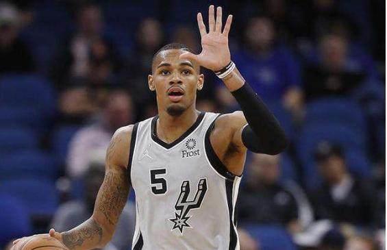 莫耶斯被曼 莫耶斯被曼