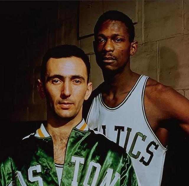 了角色輪換 了角色輪換